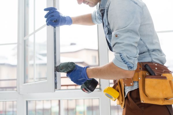 Residential Window Service in Tucson